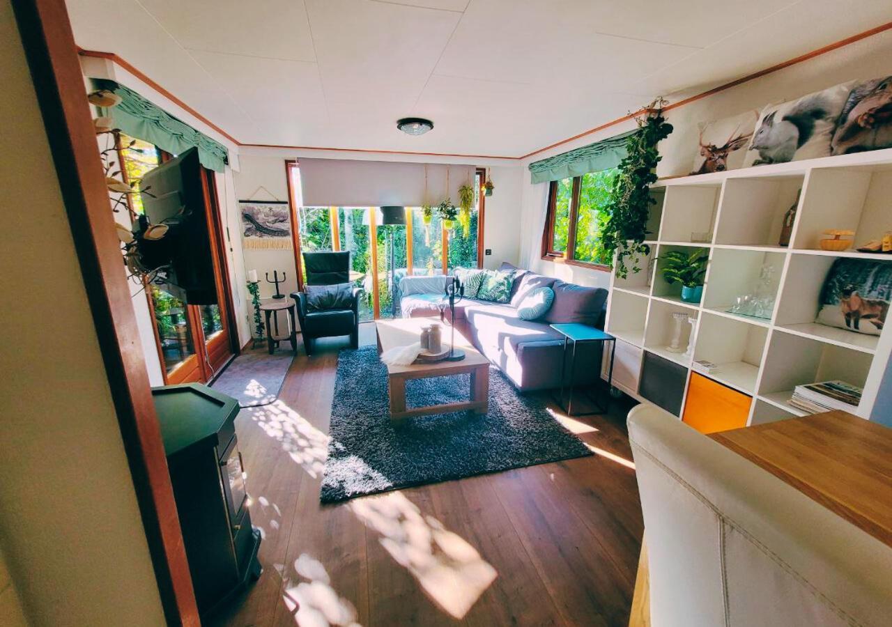 "De Jungle" Chalet Met Veranda Op Ijsselheide Hattemerbroek Veluwe Exterior foto